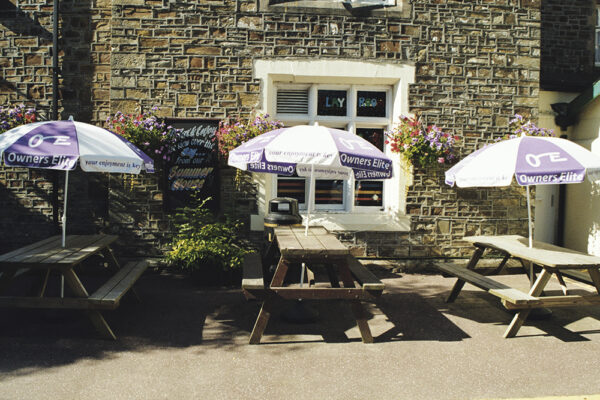 Classic Garden Parasol - Image 2